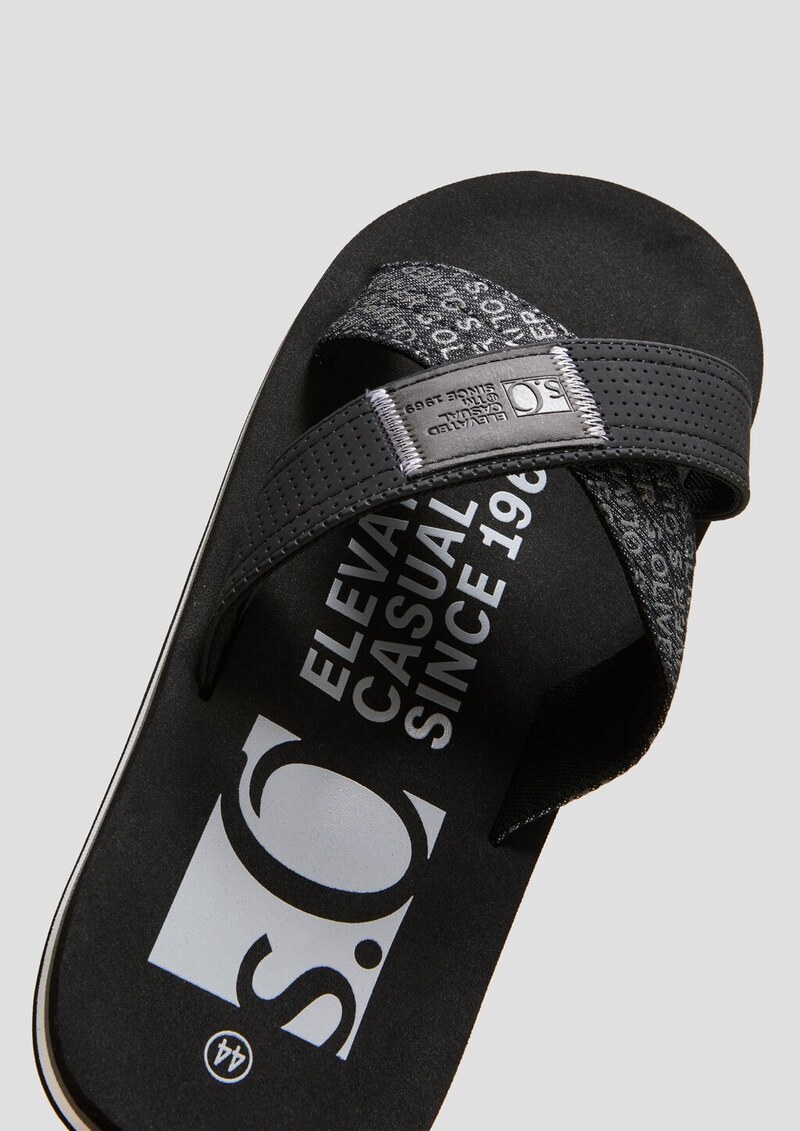 Pantoletten mit Textil-Riemen