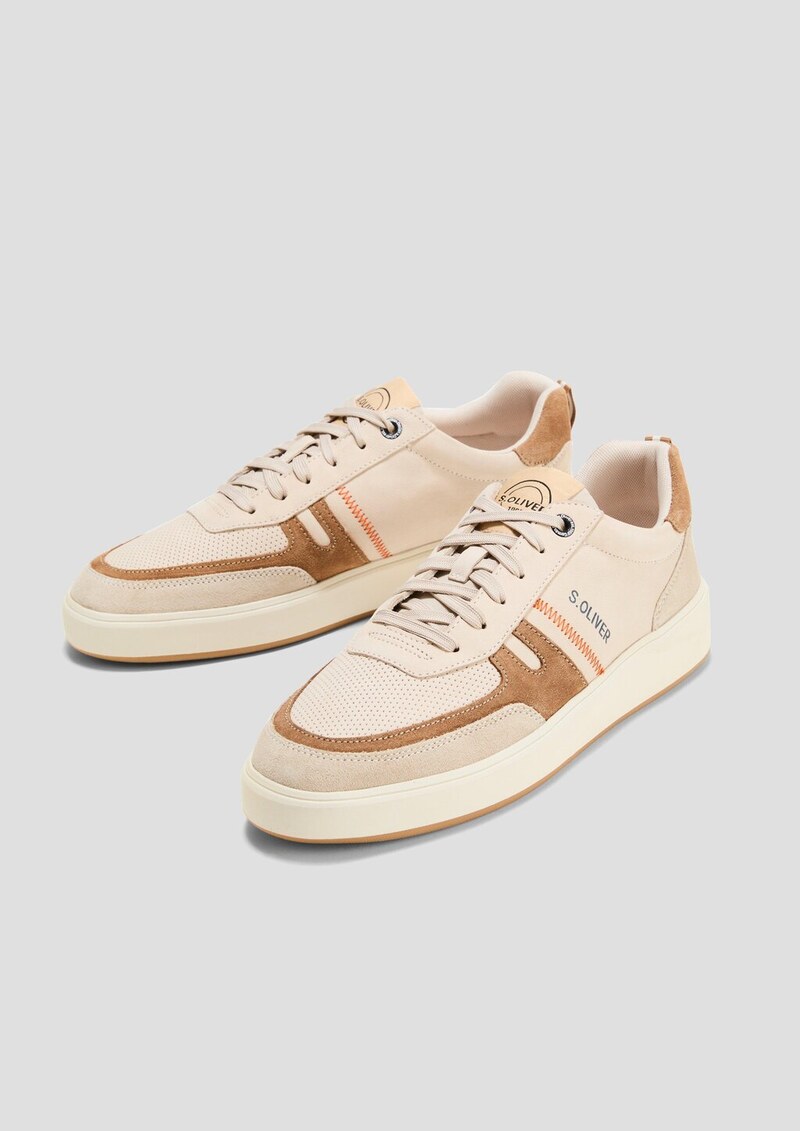 Sneaker aus Leder mit Logo-Detail