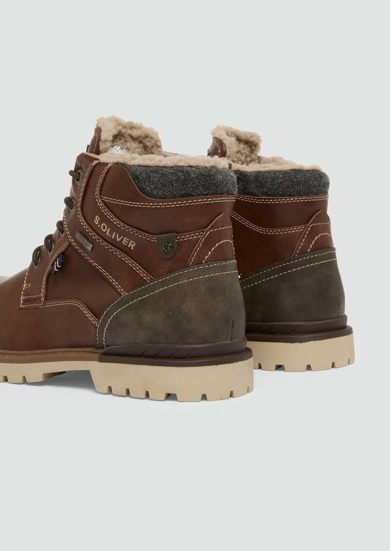 Warm gefütterte Stiefel in Leder-Optik