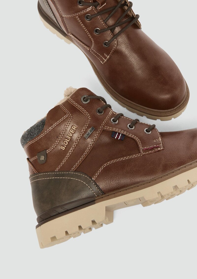 Warm gefütterte Stiefel in Leder-Optik