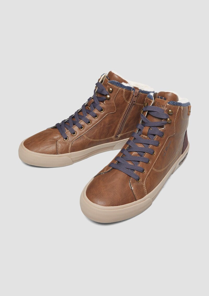 Gefütterte Stiefel mit Logo-Detail