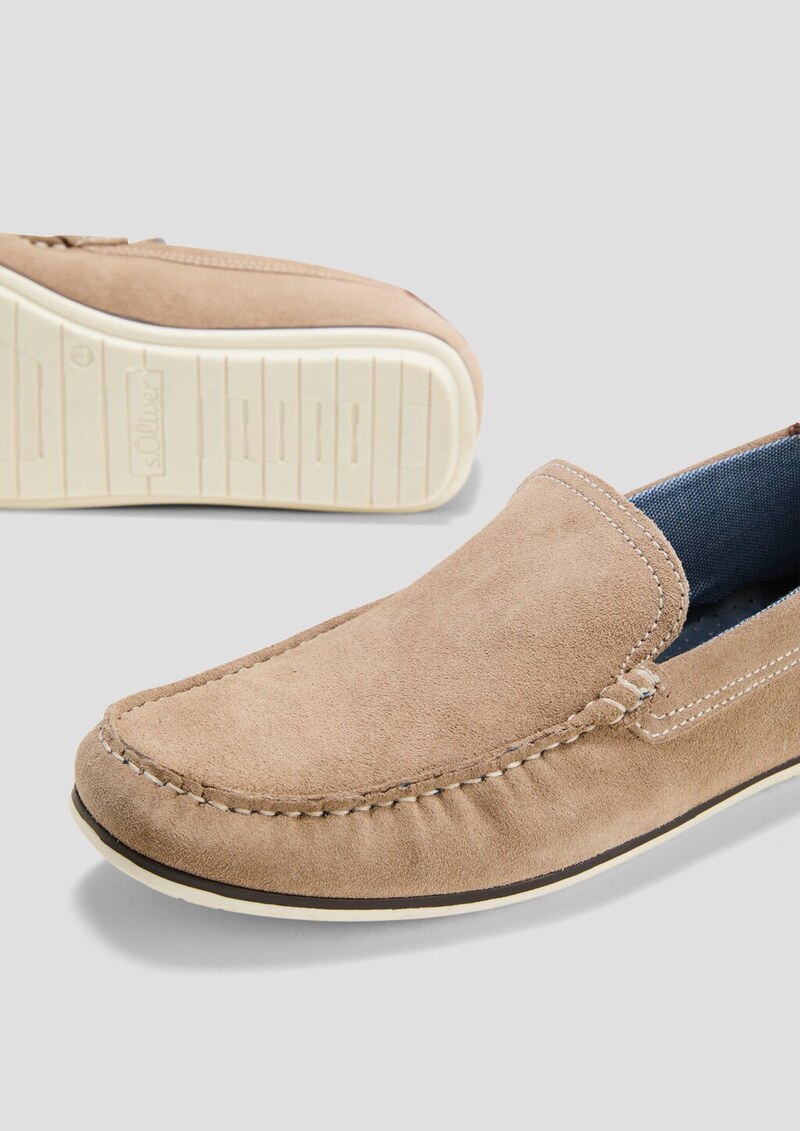 Slipper aus Leder mit Kontrastnähten