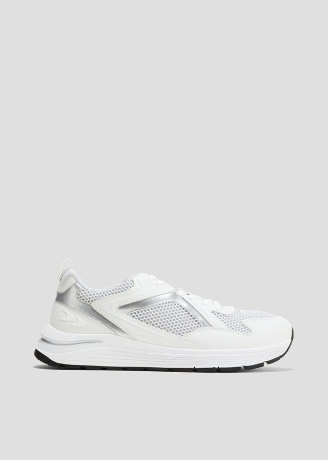 Sportlicher Sneaker mit Mesh