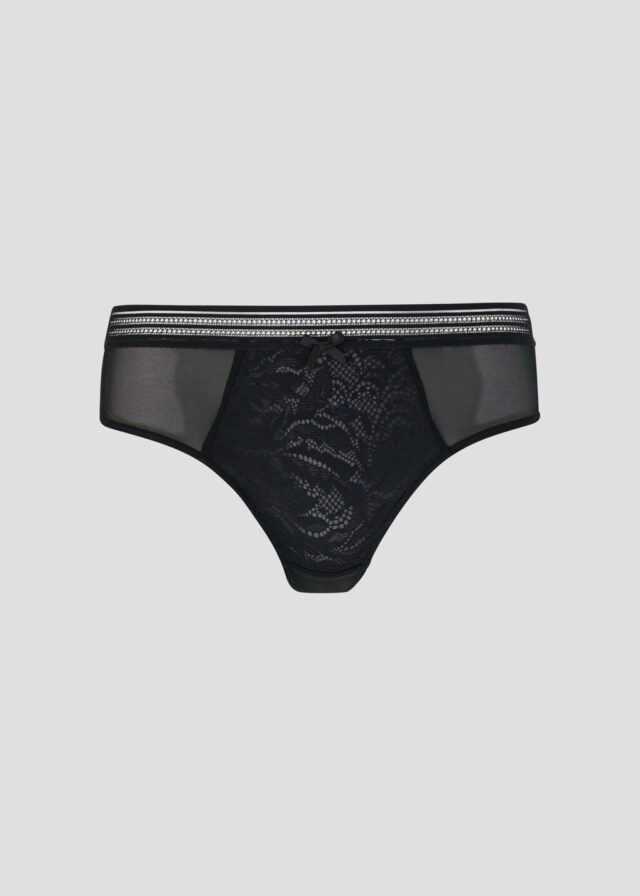 String in semitransparenter Mesh-Optik