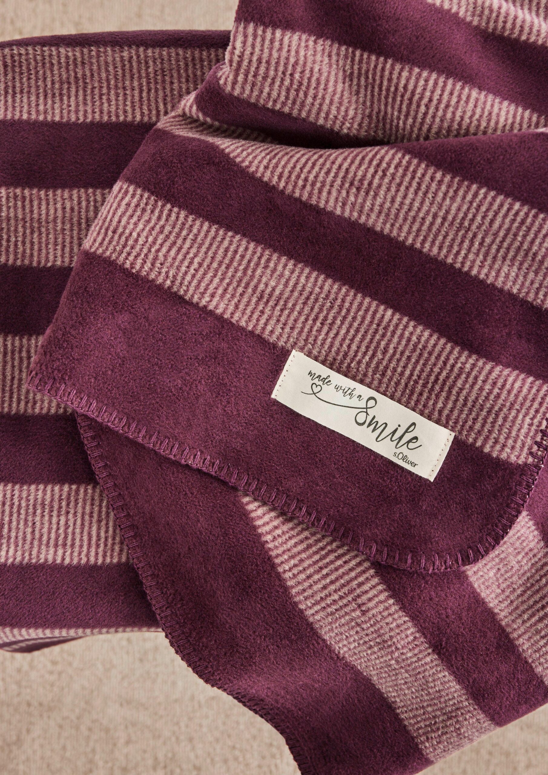 Kuschelige Decke aus Jacquard