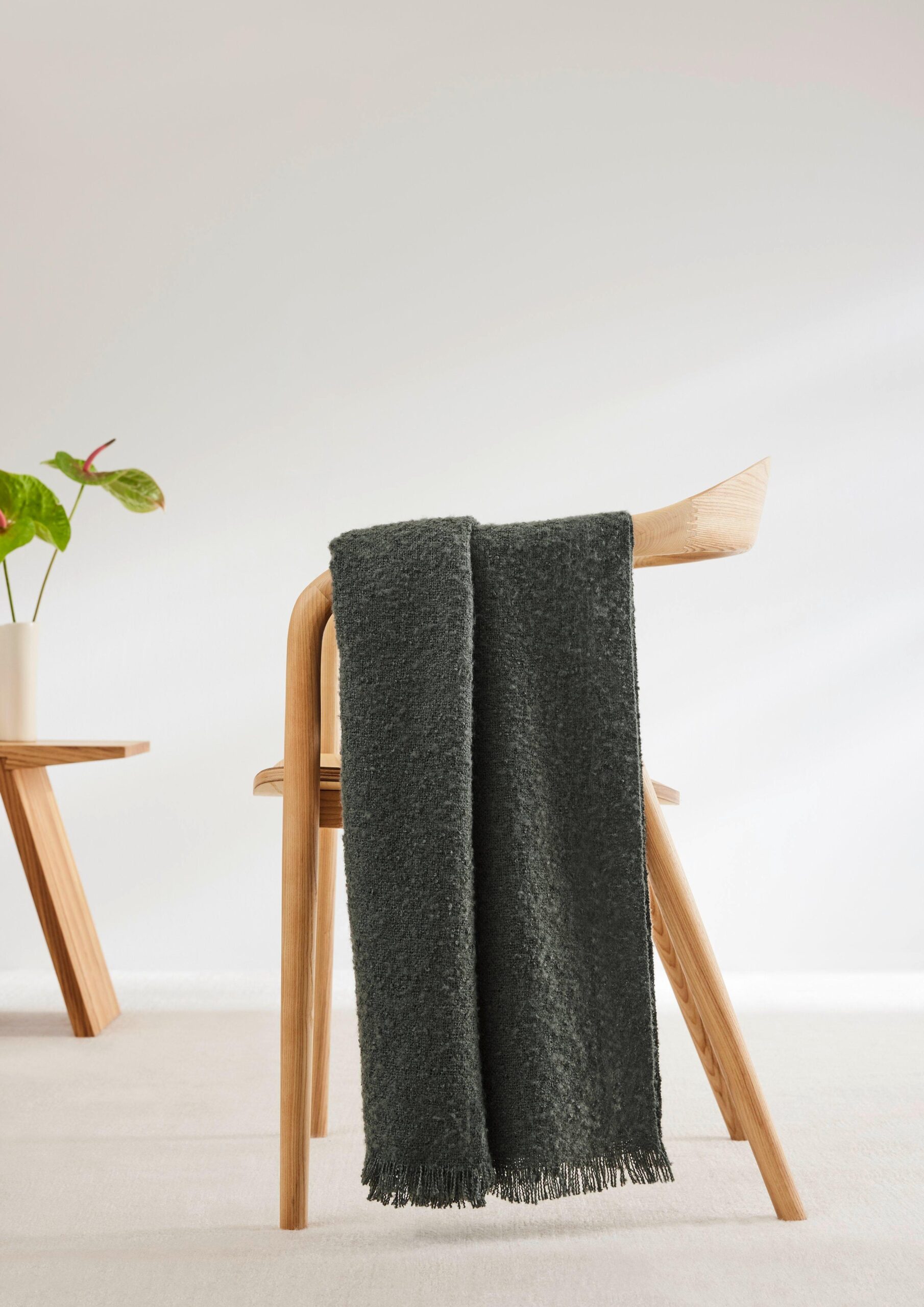 Weiche Decke mit Fransen