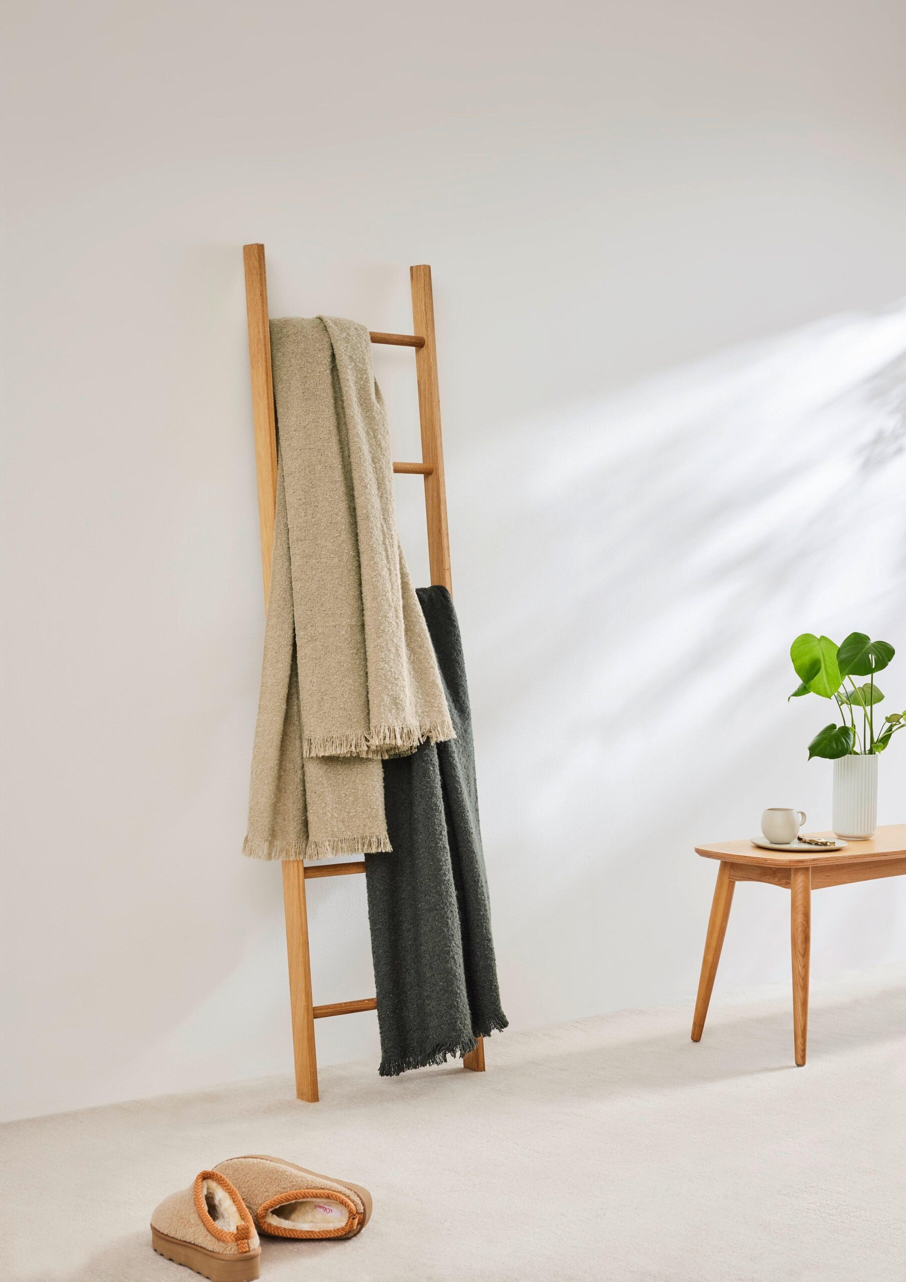 Weiche Decke mit Fransen