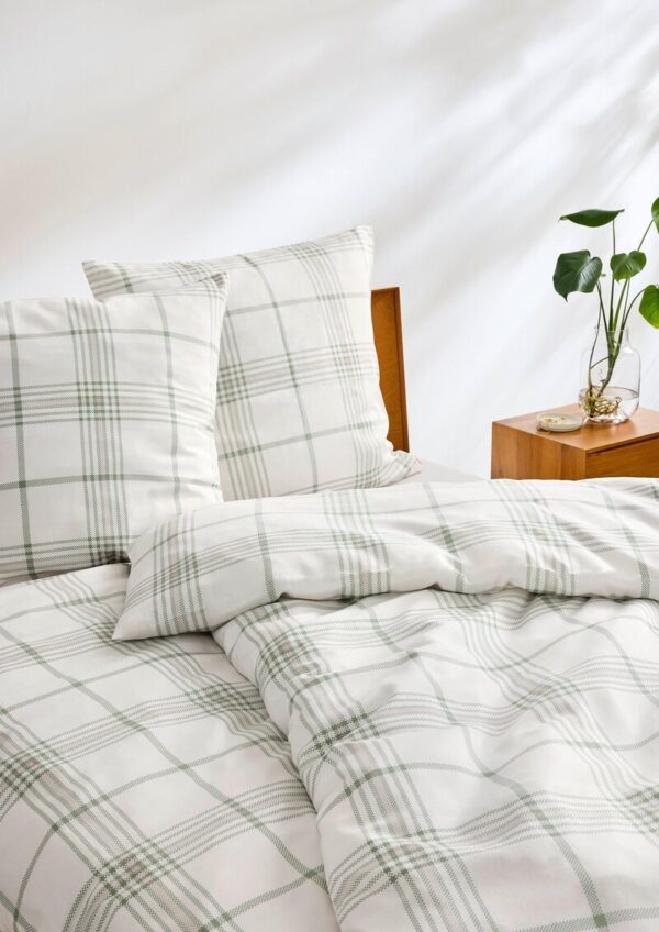 Satinbettwäsche im Set mit Karo-Muster