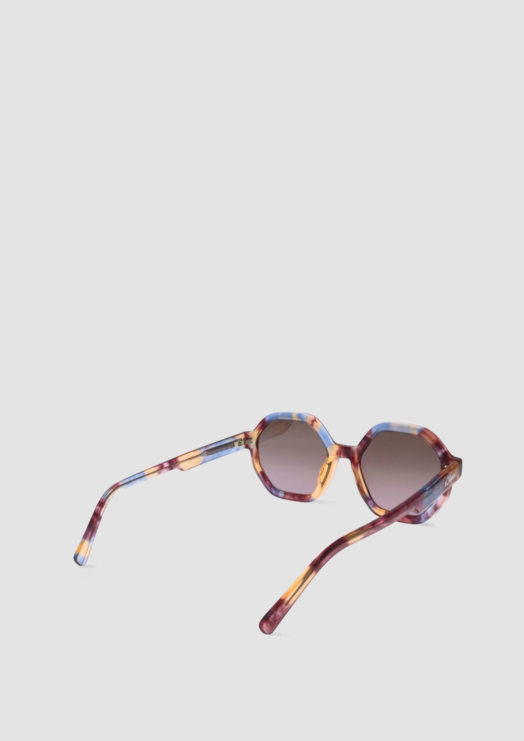 Sonnenbrille mit eckigem Rahmen