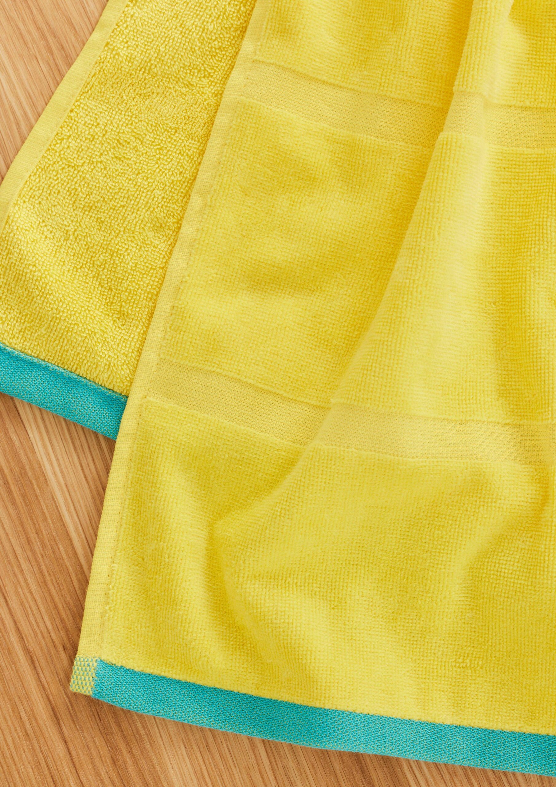 Gestreiftes Strandlaken aus Baumwolle