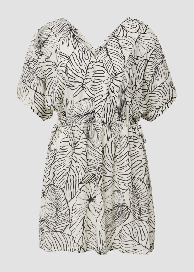Luftiges Strand-Kleid