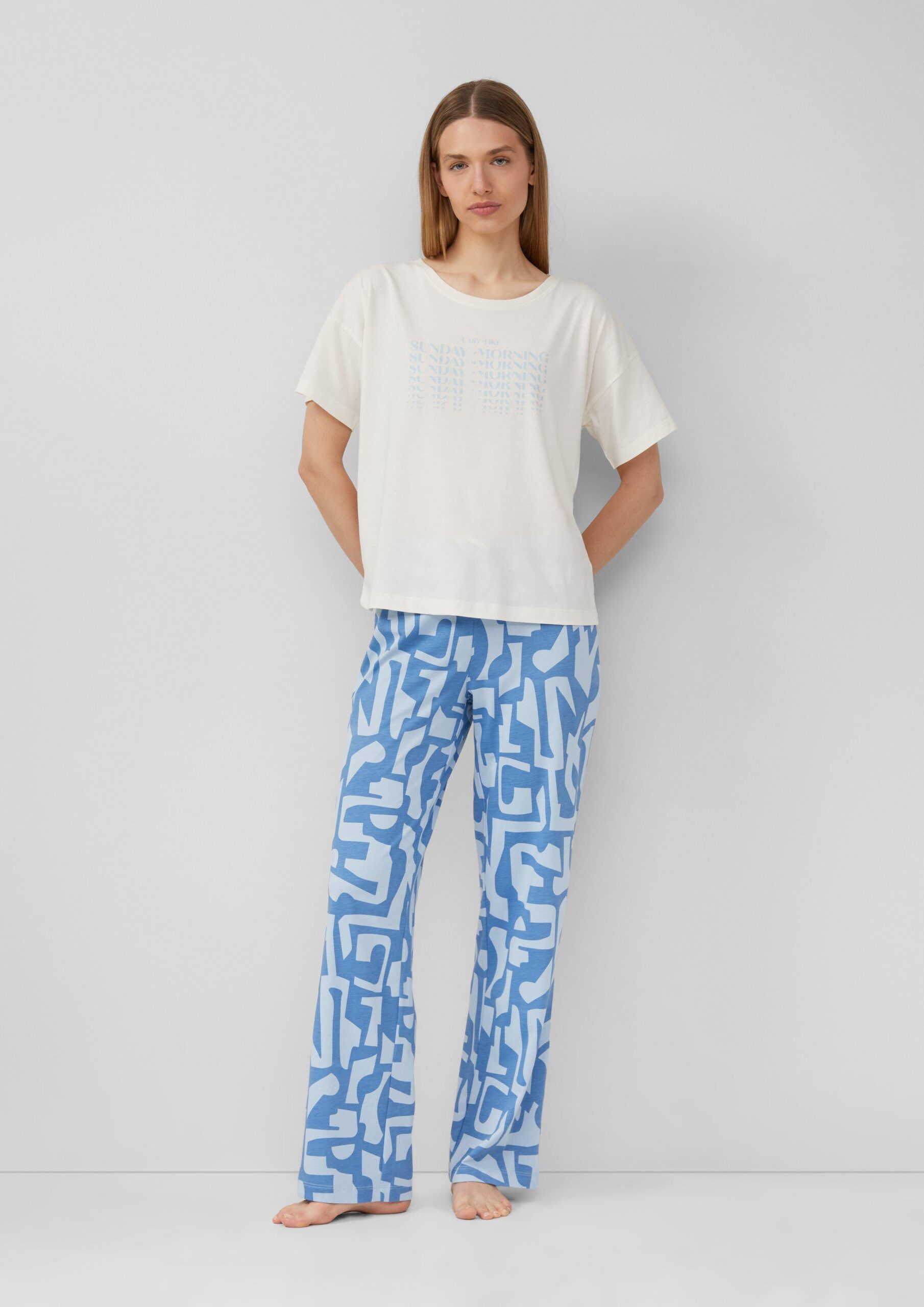 Pyjama aus Baumwollmix mit abstrakt gemusterter Hose