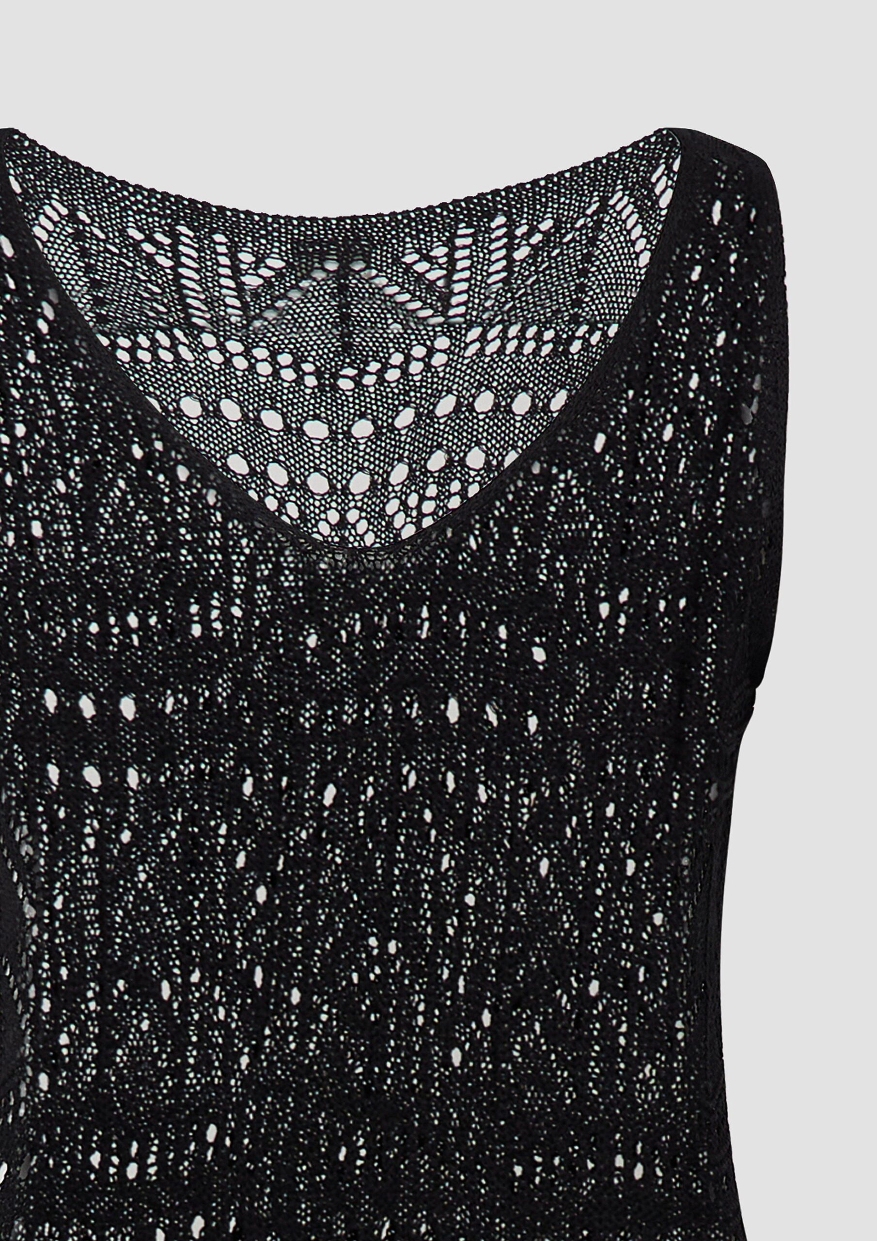 Strand-Kleid aus Ajour-Strick