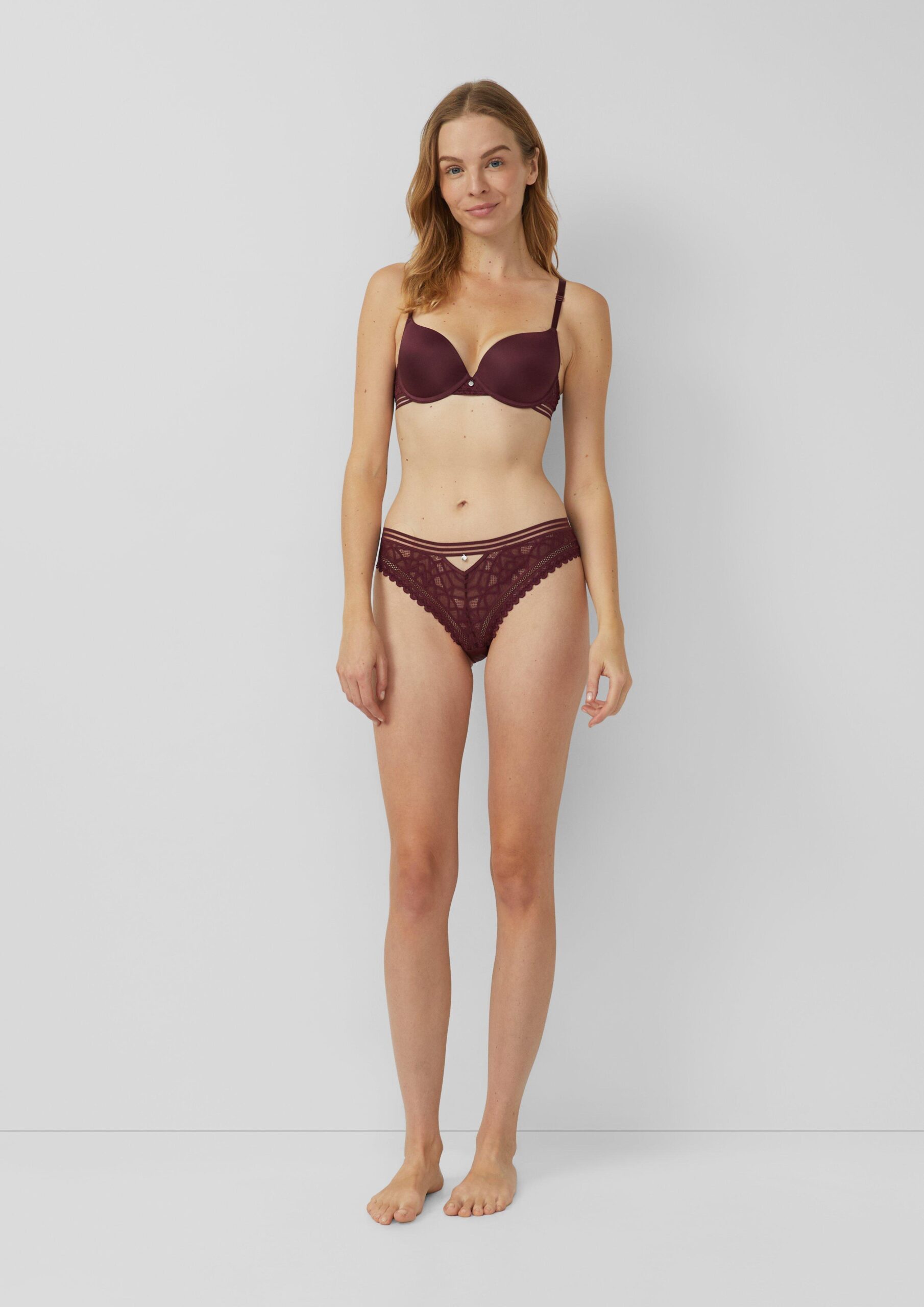 Schalen-BH mit Spitze