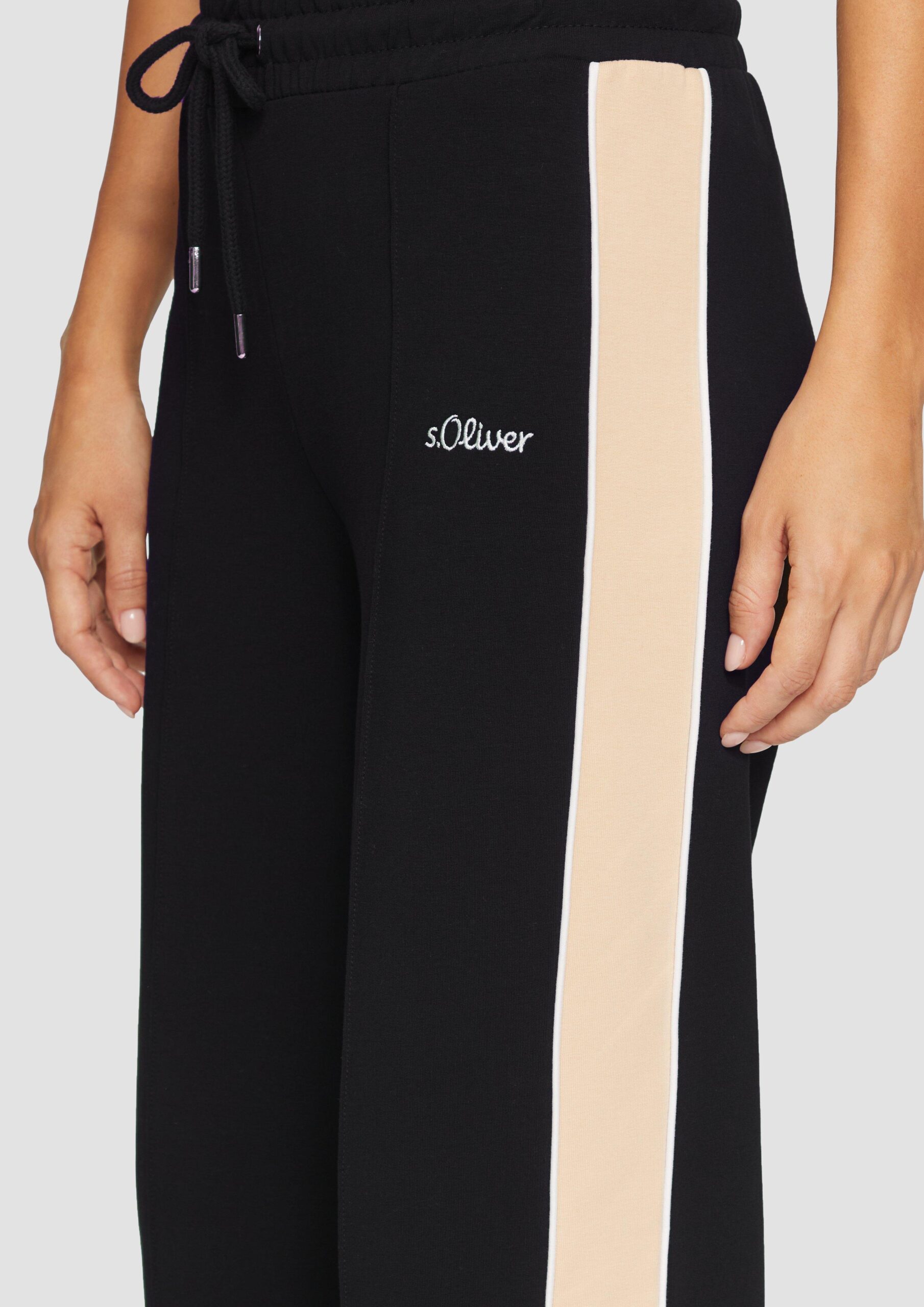 Sweathose mit Streifen-Detail