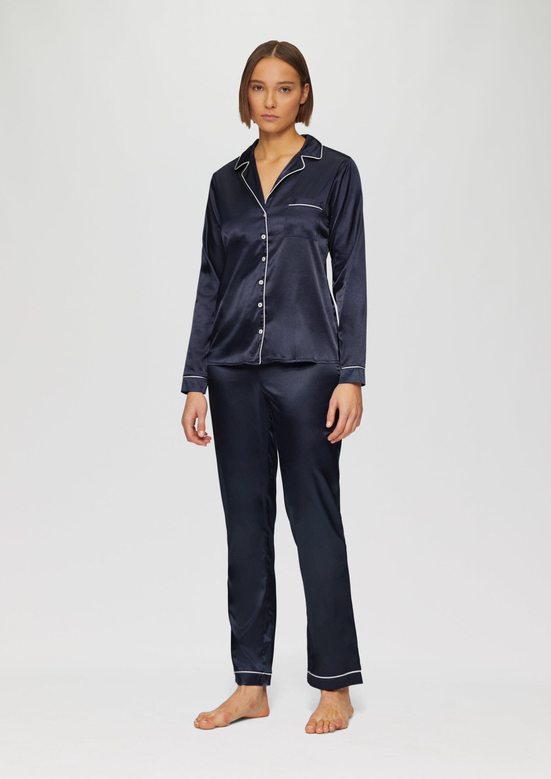 Pyjama in Satin-Optik mit zusätzlicher Schlafmaske