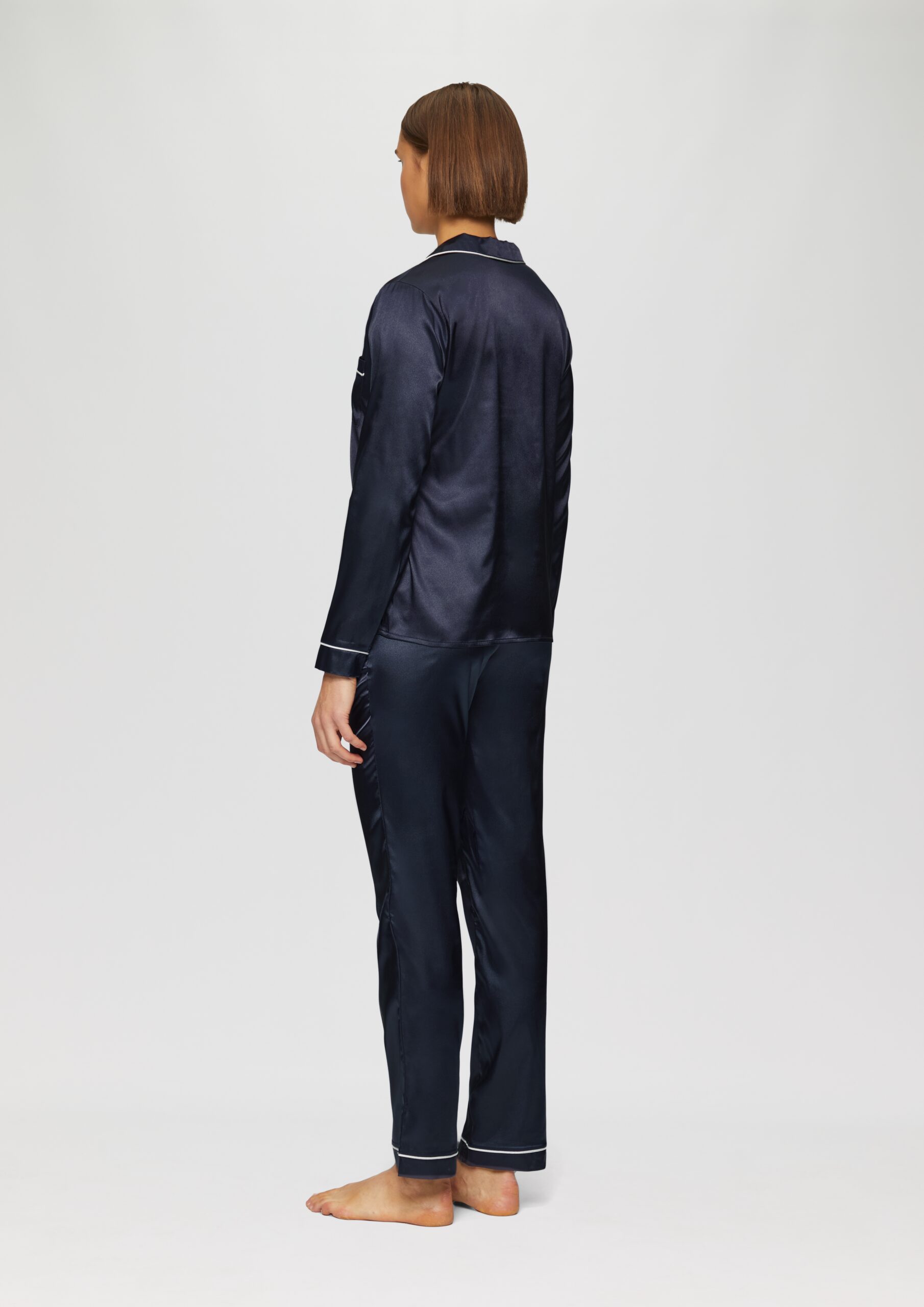 Pyjama in Satin-Optik mit zusätzlicher Schlafmaske