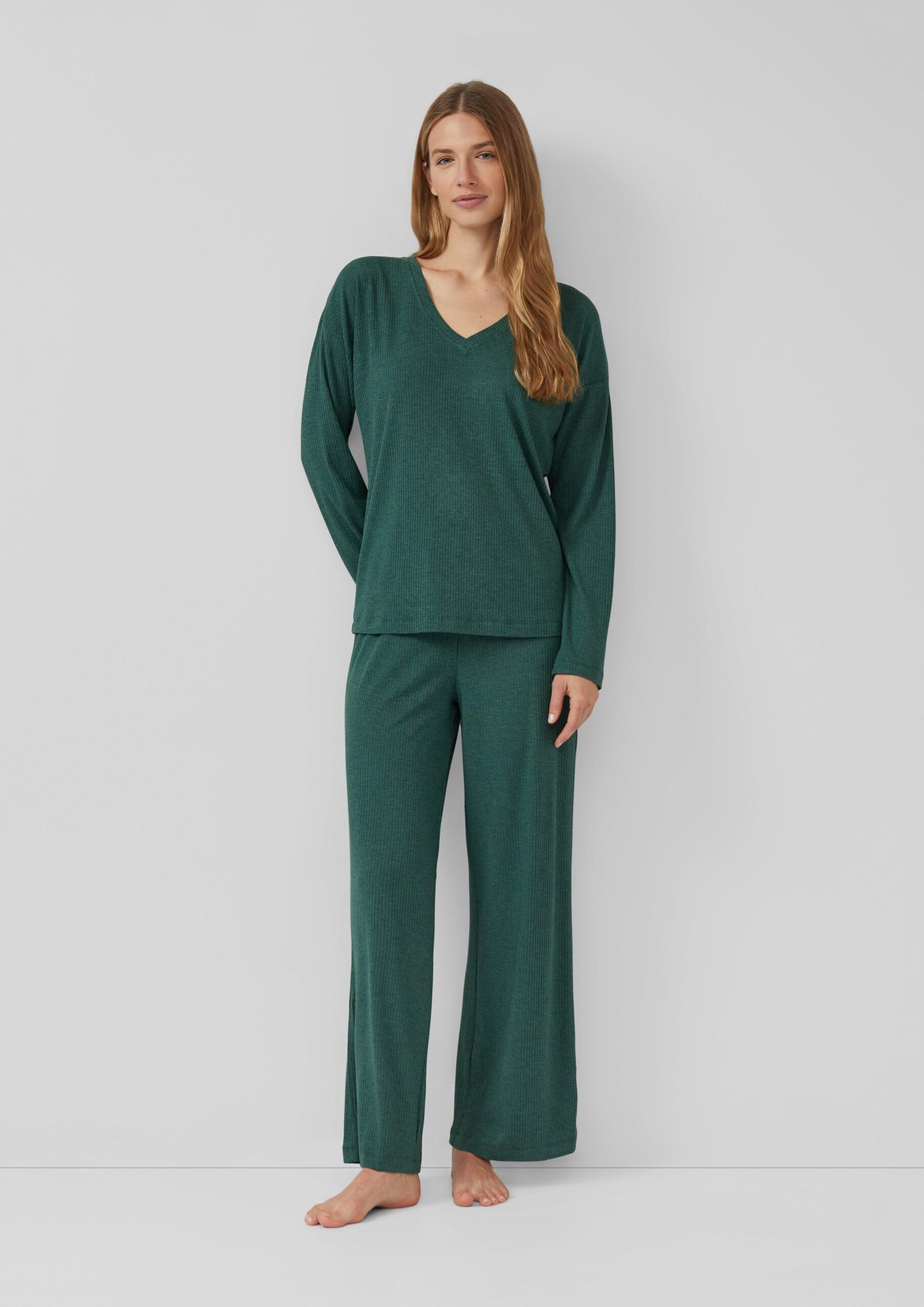 Pyjama-Hose mit Gummibundzug und weitem Bein