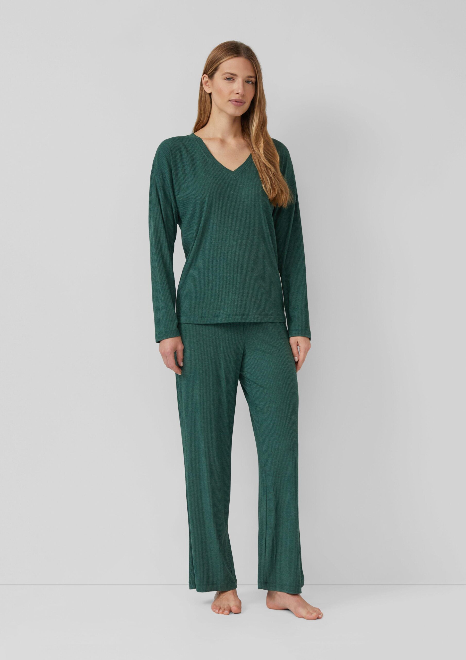 Pyjama-Hose mit Gummibundzug und weitem Bein