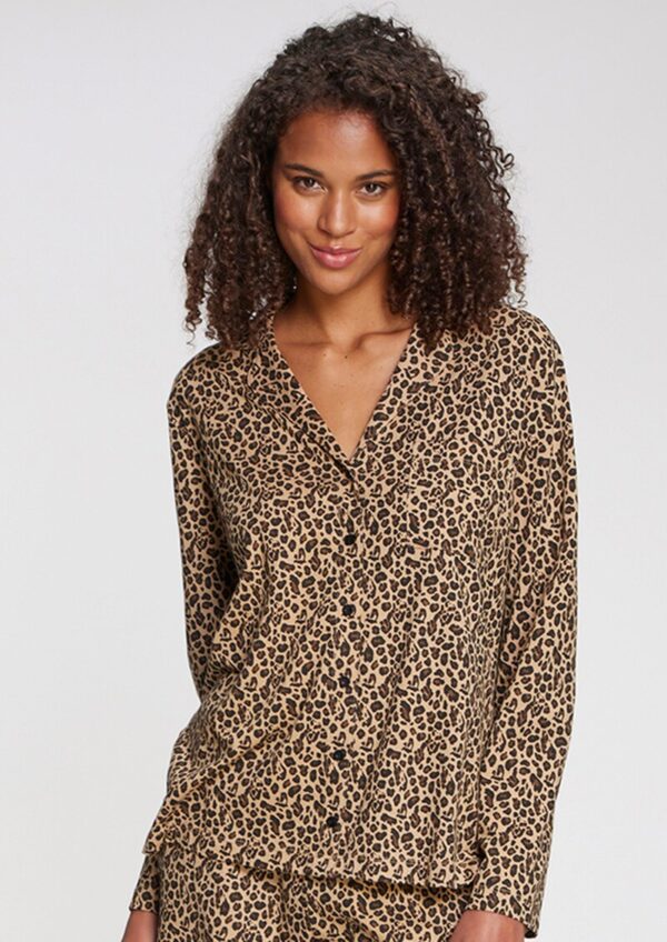 Pyjama-Oberteil mit Leo-Print und Reverskragen