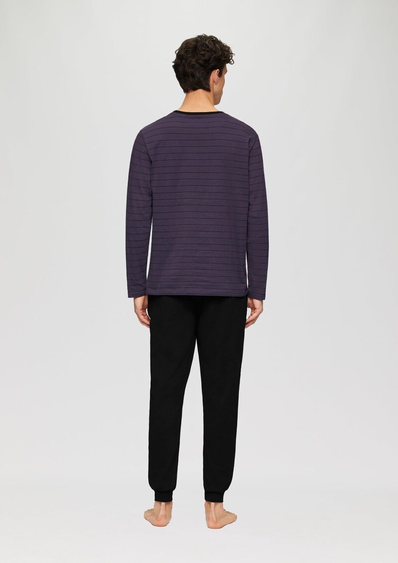 Kuschliger Pyjama aus Baumwolle