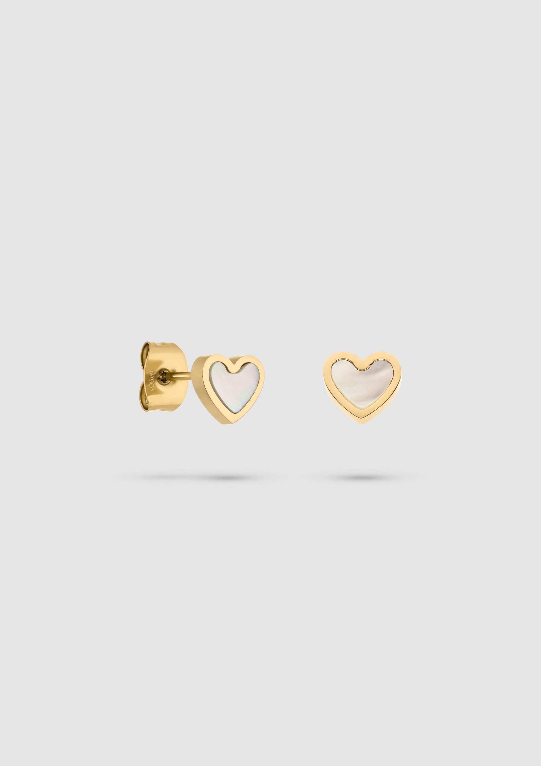 Ohrringe in Herzform