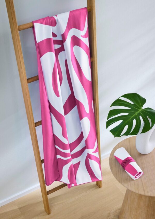 Strandlaken mit grafischem Muster